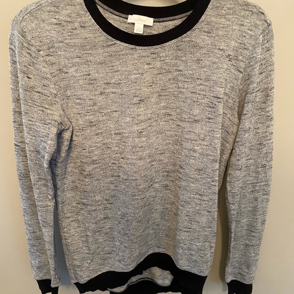 Wilfred sweater. Excellent condition. Size XXS. Loose fit. - Picture 1 of 2